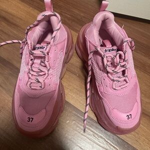 Balenciaga triple s
